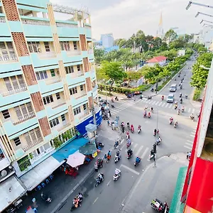 home-away-homestay-city-center-d1.hotelsvungtau.com/